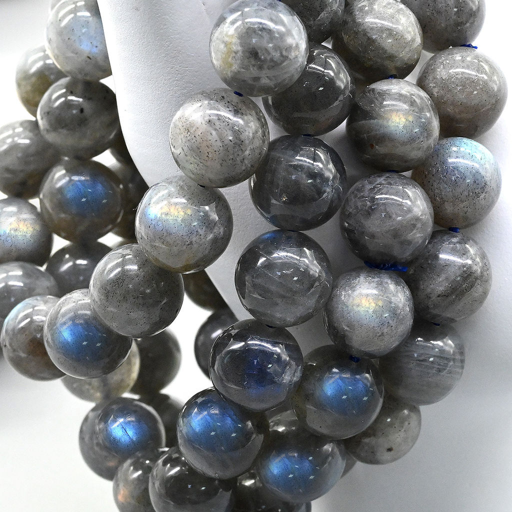 Браслет из Лабрадора шарик 15мм