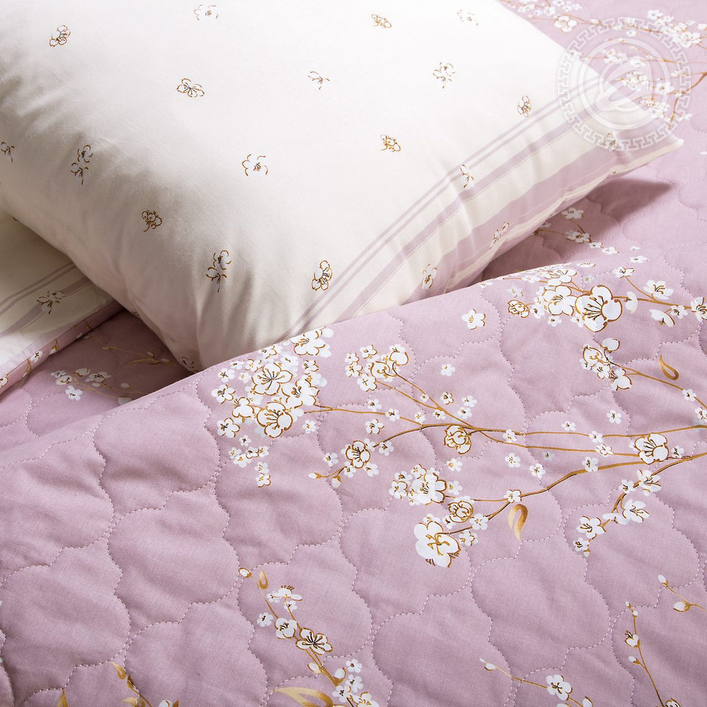 Постельное белье Сакура (поплин зима-лето) Евро/Пододеяльник стеганый (молния): 1 шт. - 215*200; Простыня: 1 шт. - 215*240; Наволочка (клапан): 2 шт. - 70*70; Зима - лето