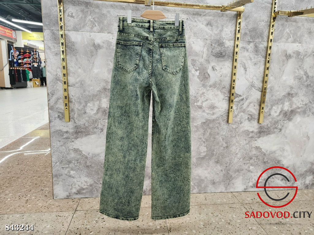 Джинсы с высокой посадкой