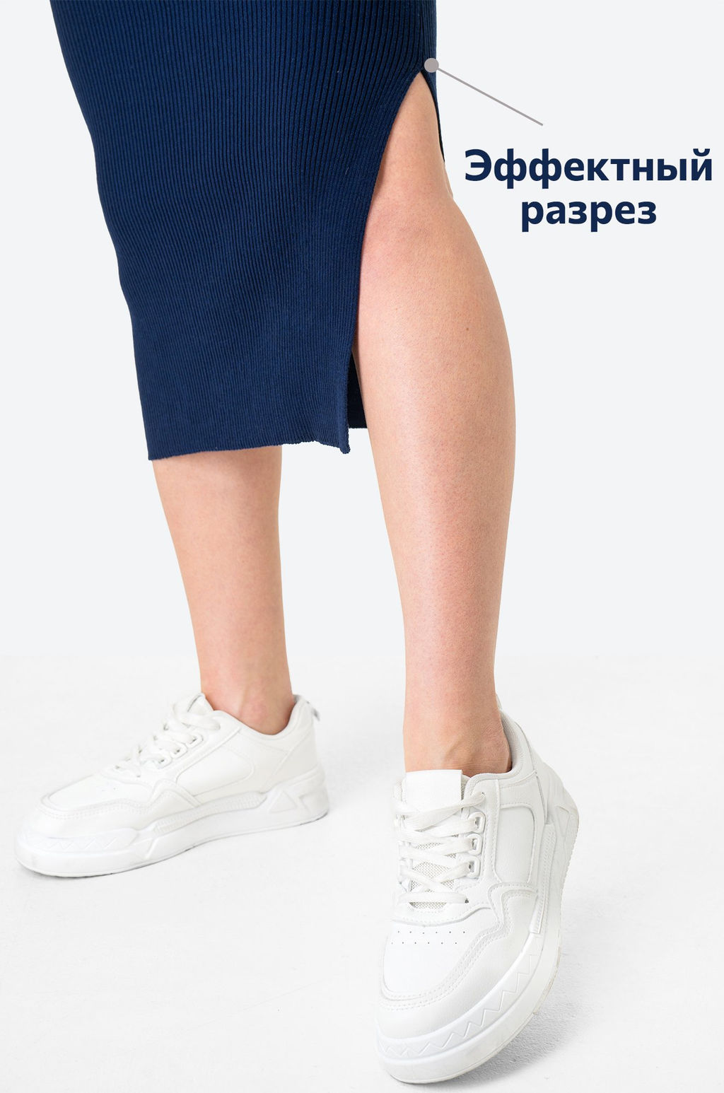 Женское вязаное платье миди в рубчик Happy Fox  фото 4