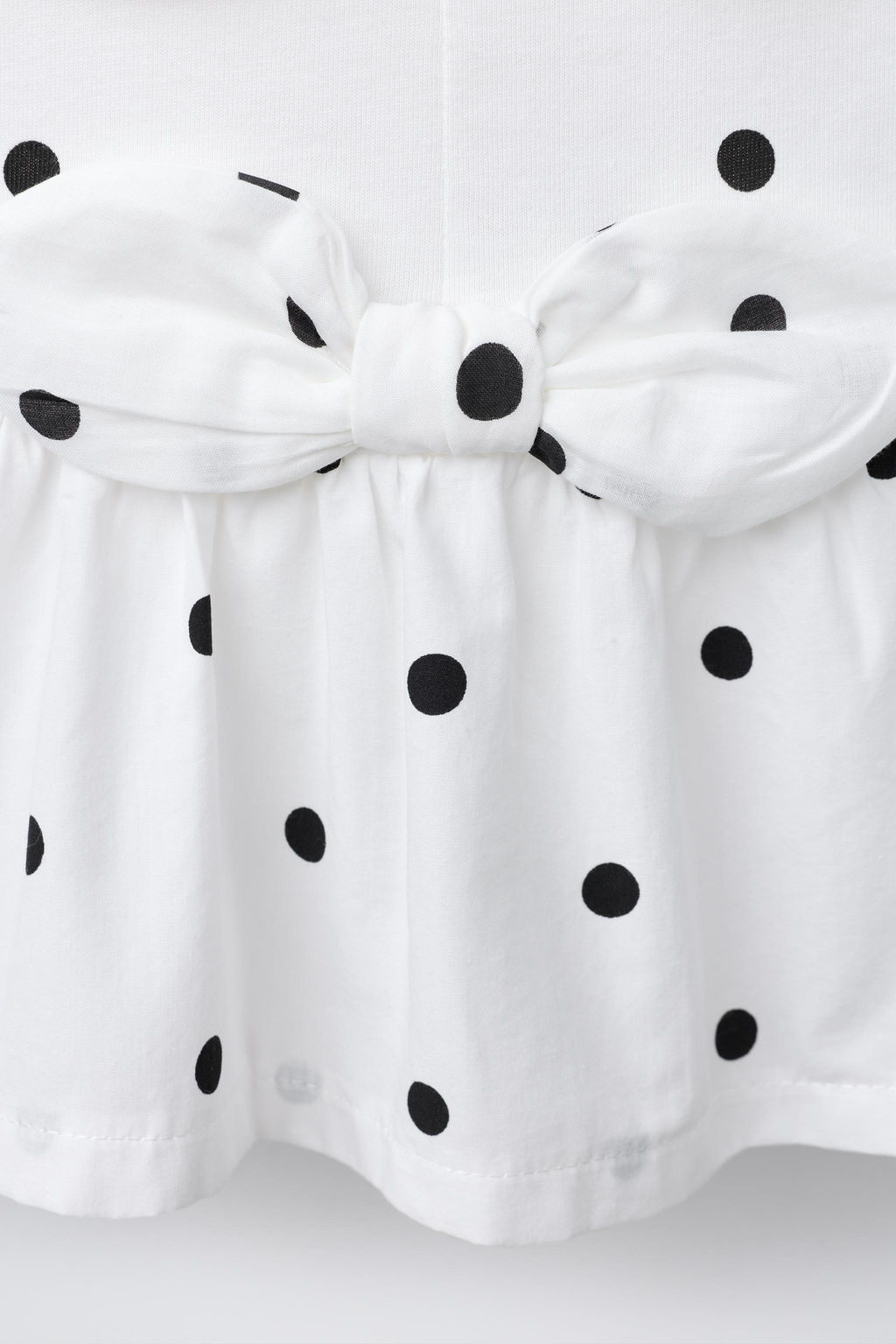 CONTRAST T-SHIRT WITH BOWS - Zara фото 4