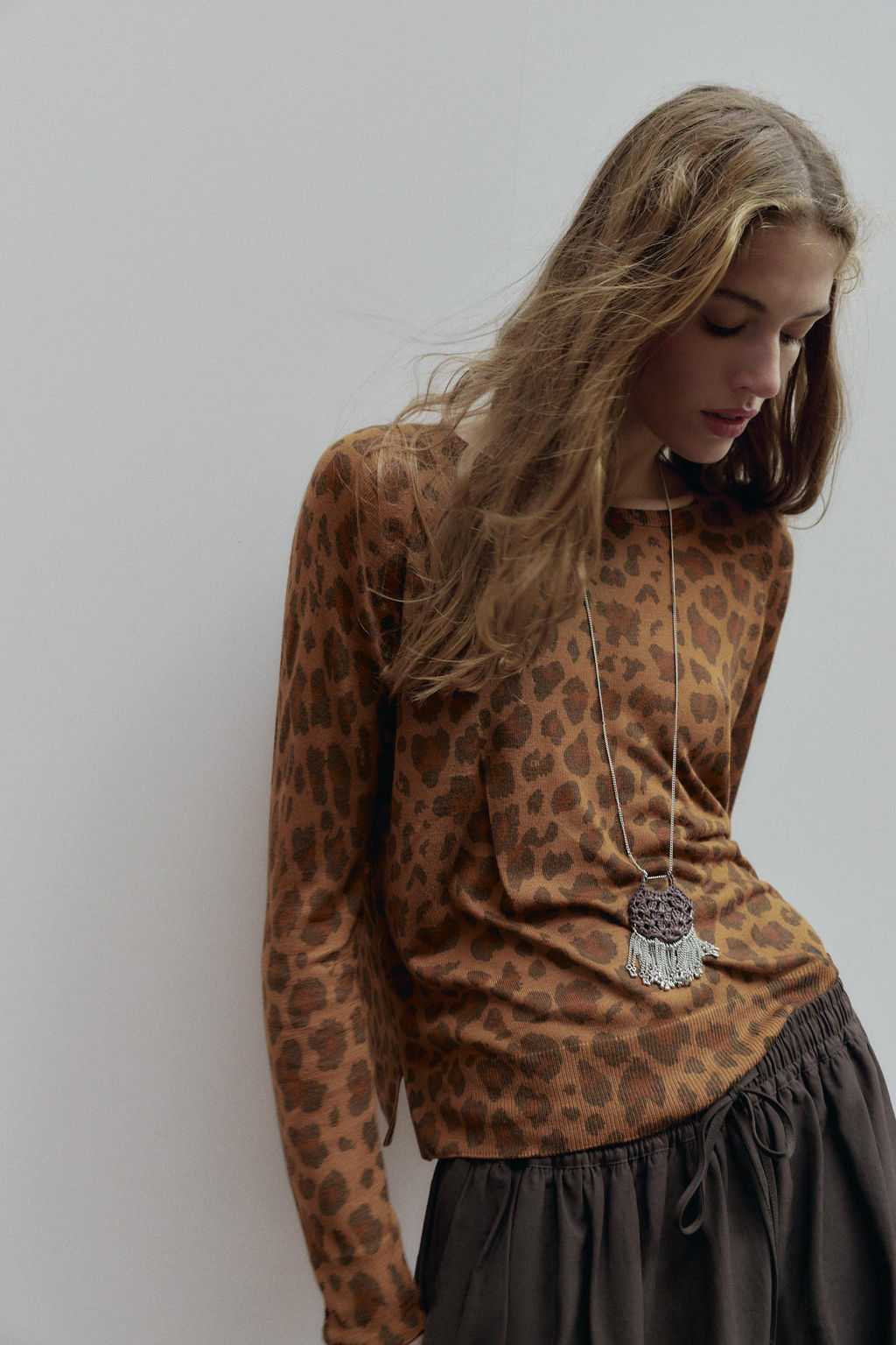 FINE KNIT ANIMAL PRINT JUMPER