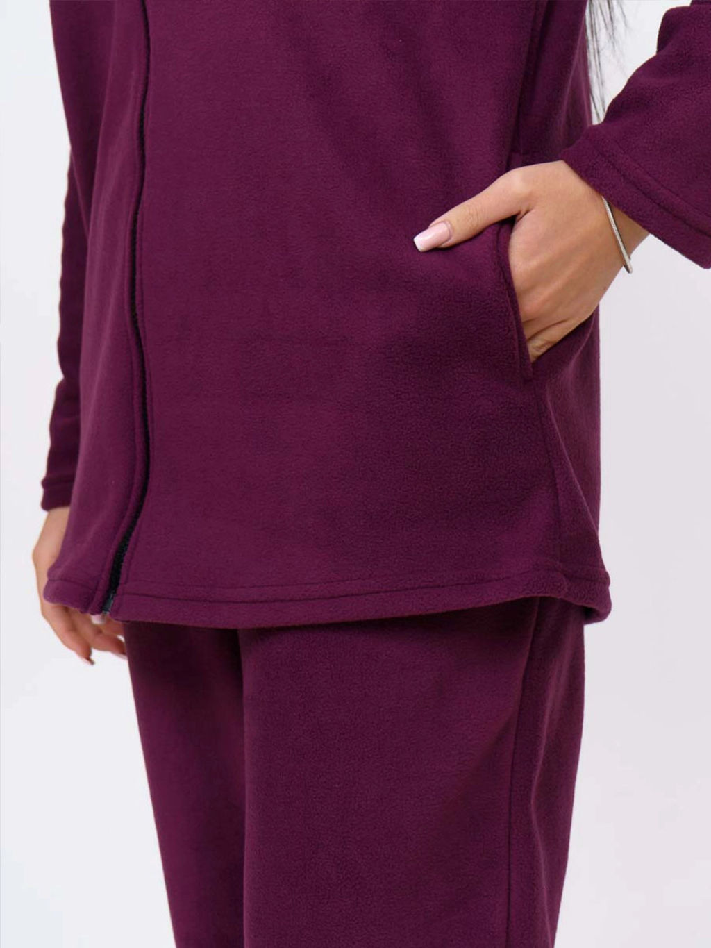 Костюм женский, цвет фиолетовый