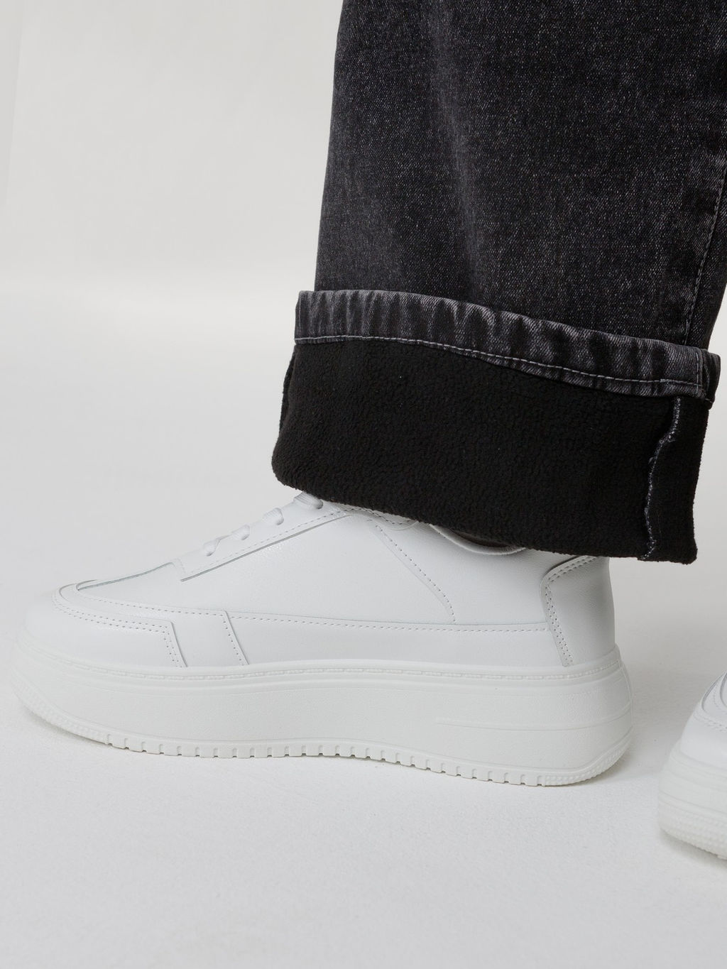 Джинсы-трубы утеплённые для девочек - Синий мир фото 15