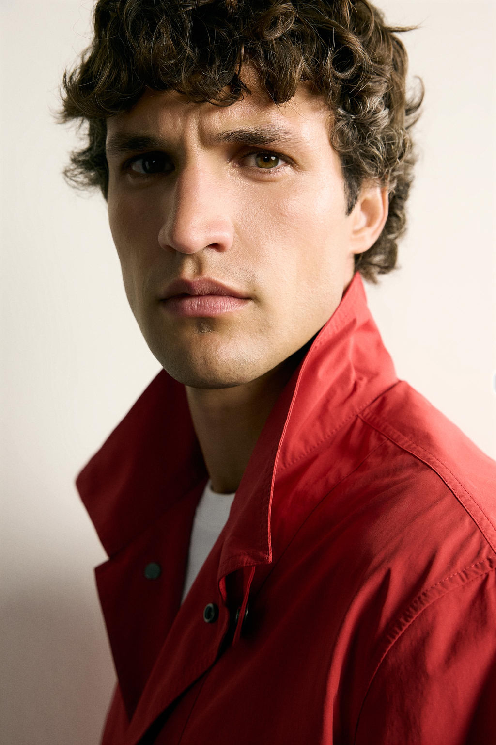 SOBRECAMISA T?CNICA LIGERA REGULAR FIT / Rojo - Zara фото 5