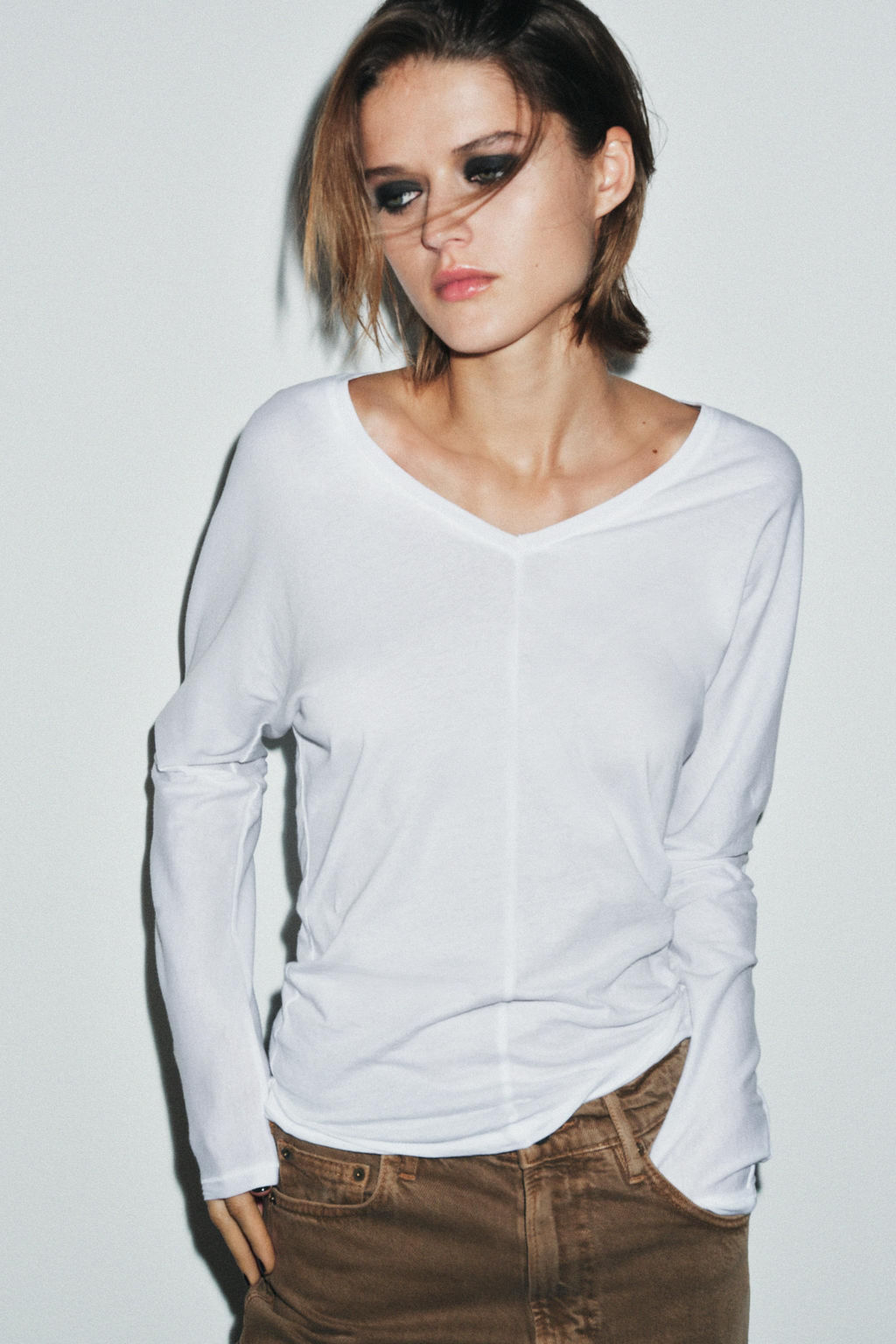 COTTON V-NECK T-SHIRT - Zara фото 4
