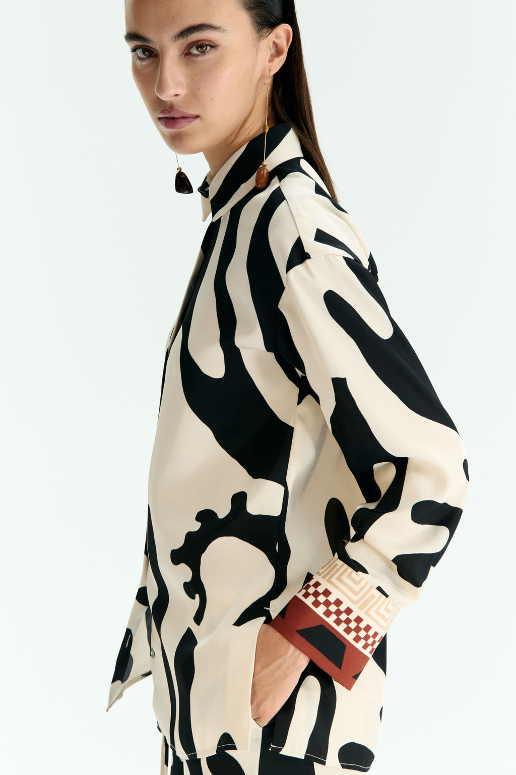 Camisa de sarga con dise?o estampado - H&m фото 4