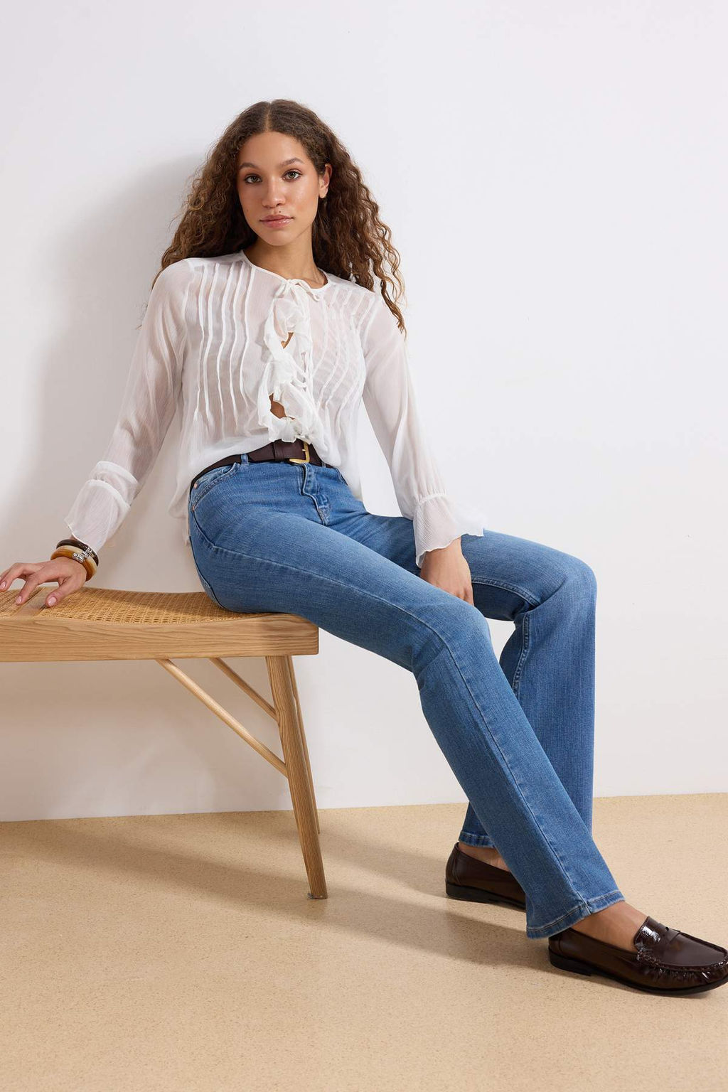 Mavi Yuksek Bel Ispanyol Paca Flare Jeans TWOAW26JE00095 - Trendyolmilla фото 14