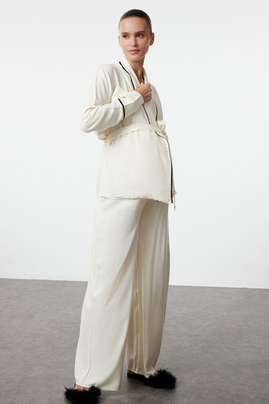 Trendyolmilla Bej Kusakl? Biye Detayl? Kruvaze Viskon Hamile Dokuma Pijama Tak?m? THMAW22PT1109  фото 19