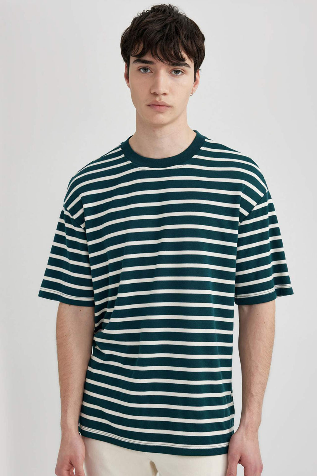 Comfort Regular Fit Rahat Kesim Bisiklet Yaka Cizgili Ag?r Kumas K?sa Kollu Tisort - Defacto фото 3