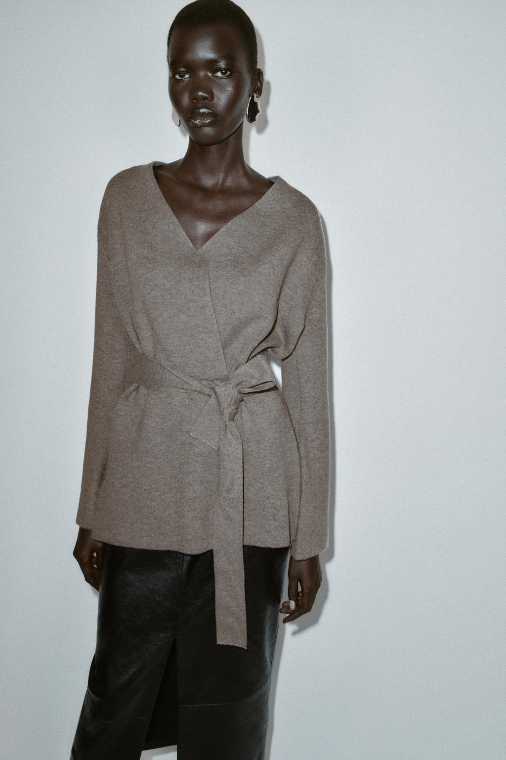 PLAIN KNIT CARDIGAN WITH BELT - Zara фото 17