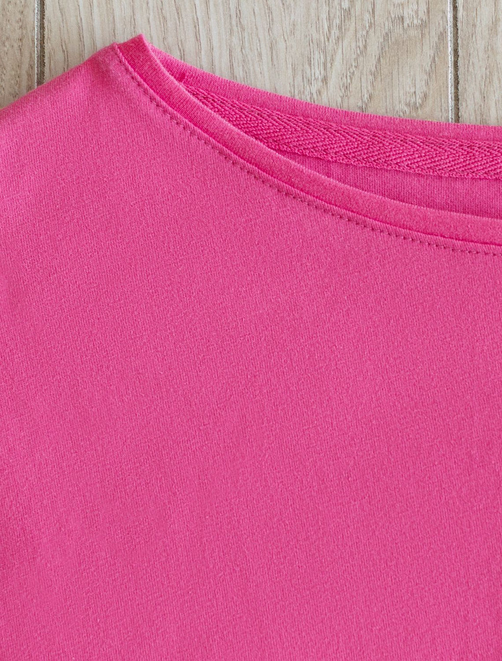 Футболка с цельнокроеным рукавом