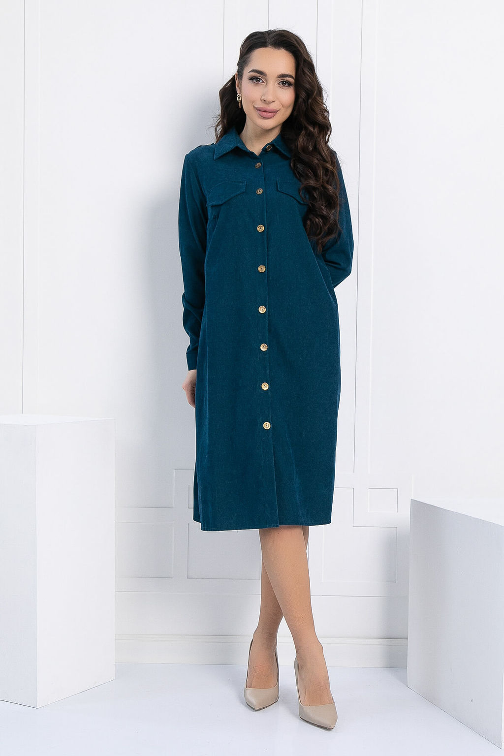 Платье-рубашка LT Collection П12798М вельветовое сине-зеленое