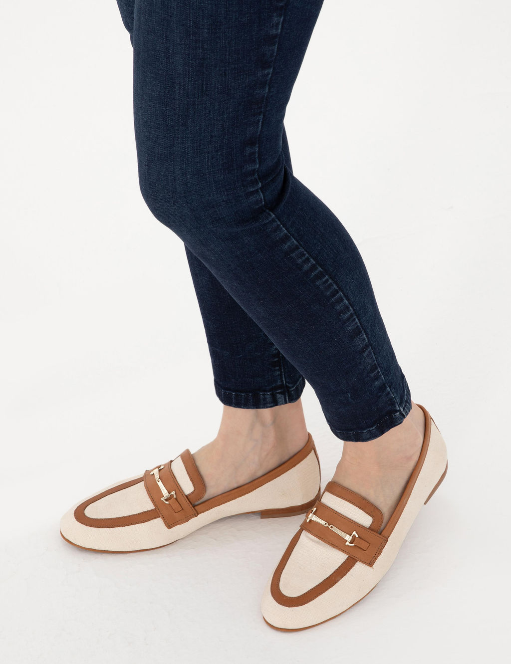 Ekru Loafer