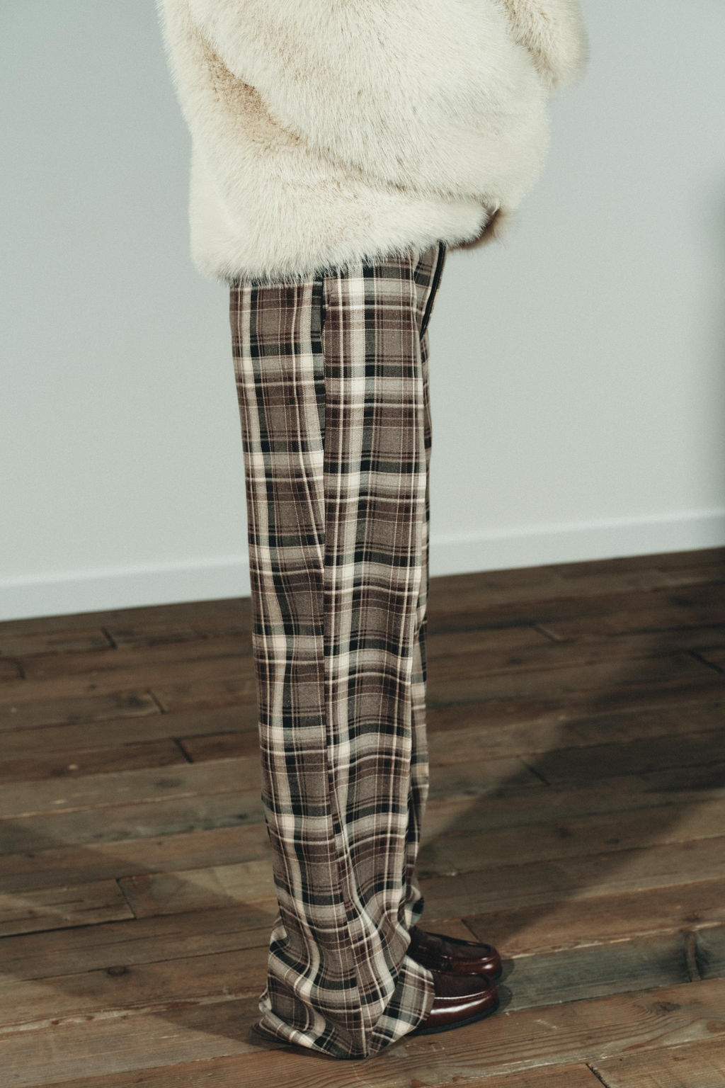 CHECKED TROUSERS - Zara фото 5