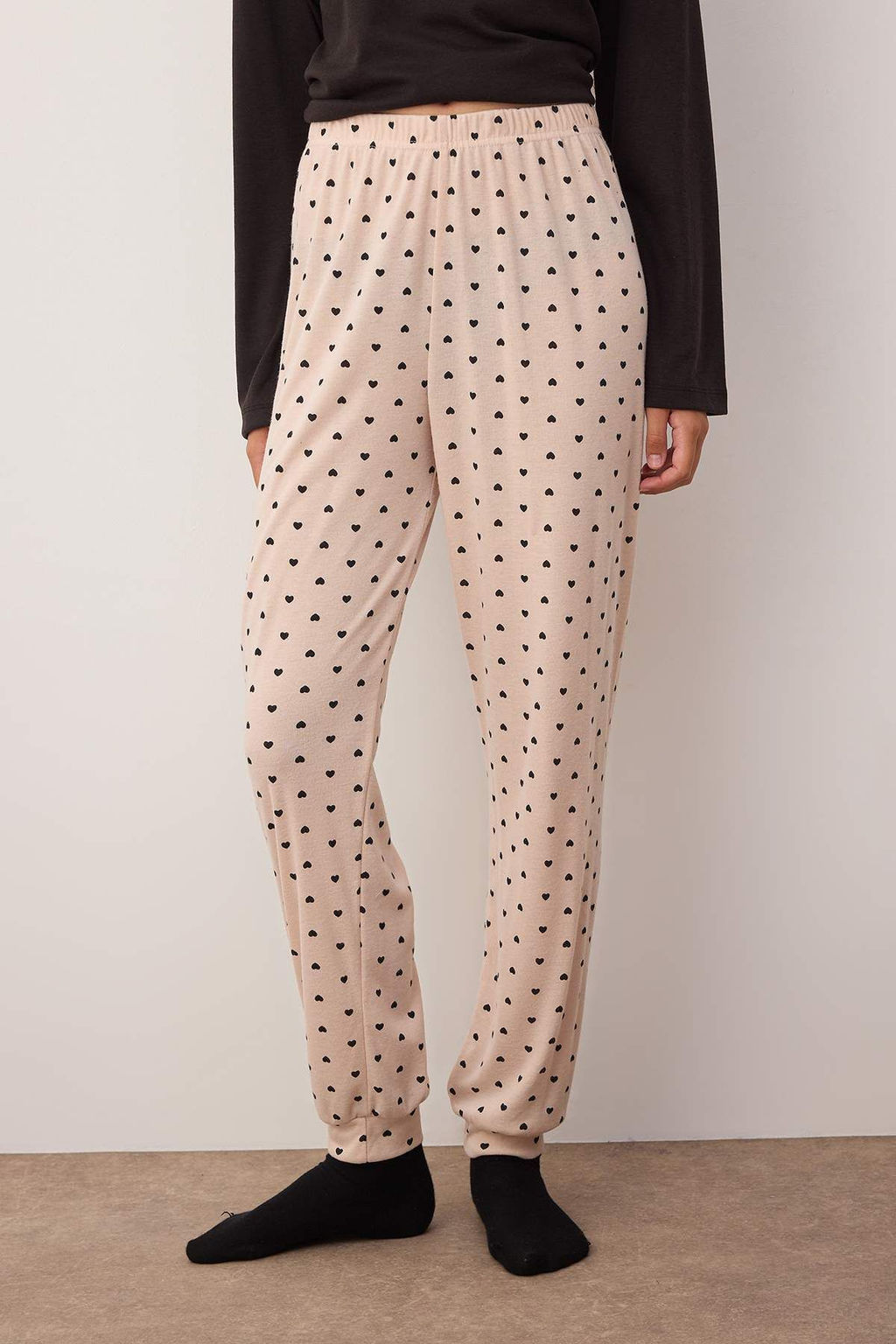 Siyah-Krem Kalpli Yumusak Tuse K?sl?k Orme Pijama Tak?m? THMAW26PT00020 - Trendyolmilla фото 3