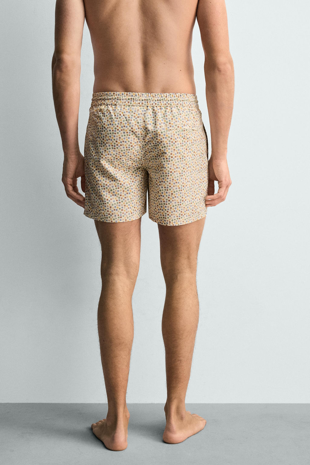 BA?ADOR MEDIO ESTAMPADO GEOM?TRICO / Crudo - Zara фото 3