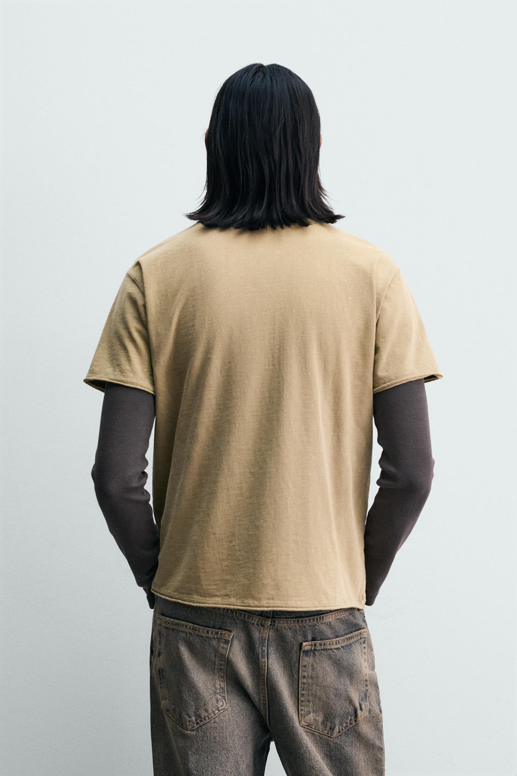 CAMISETA LAVADA TEXTO ESTAMPADO / Tostado