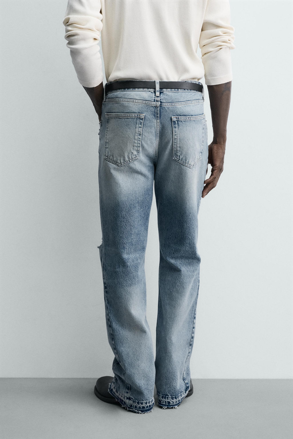 JEANS FLARE FIT ROTOS / Azul medio - Zara фото 3