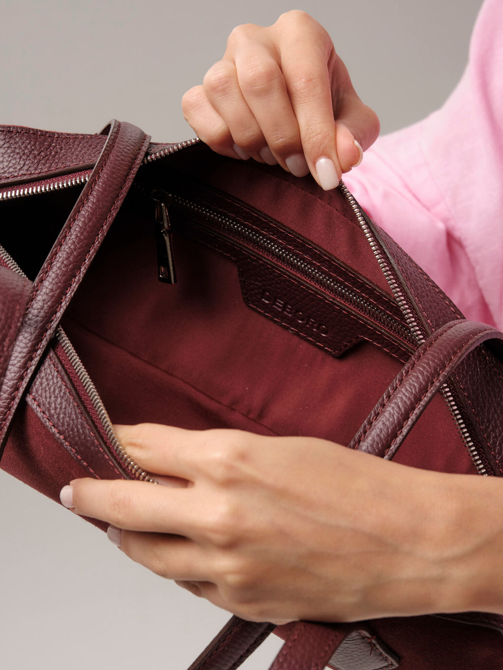 Замшевая сумка багет Deboro 31129 зимняя вишня