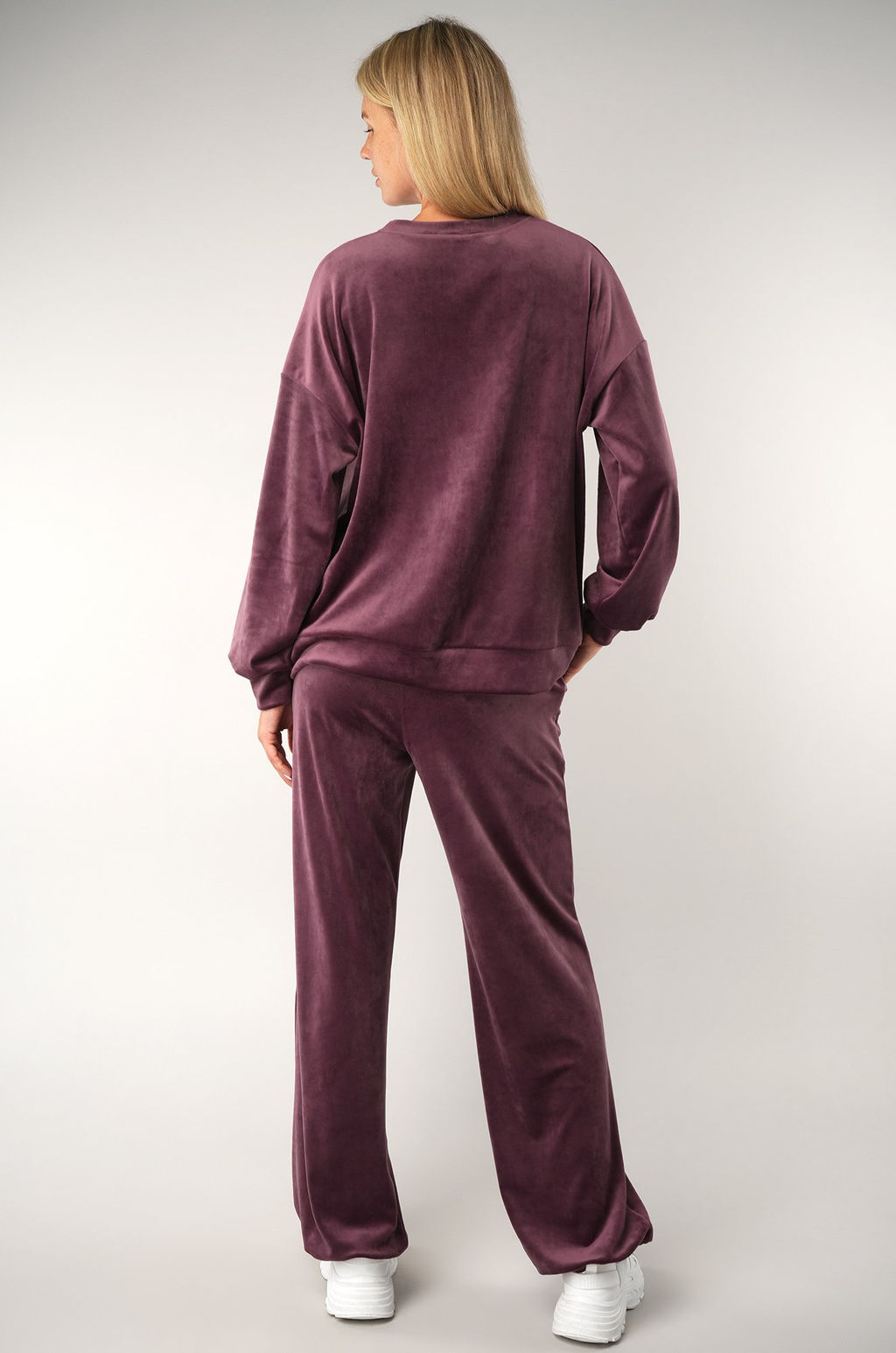 Женский велюровый костюм оверсайз Happyfox