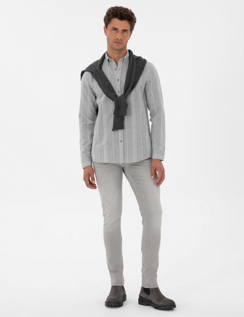 Gri _izgili Regular Fit Desenli G_mlek