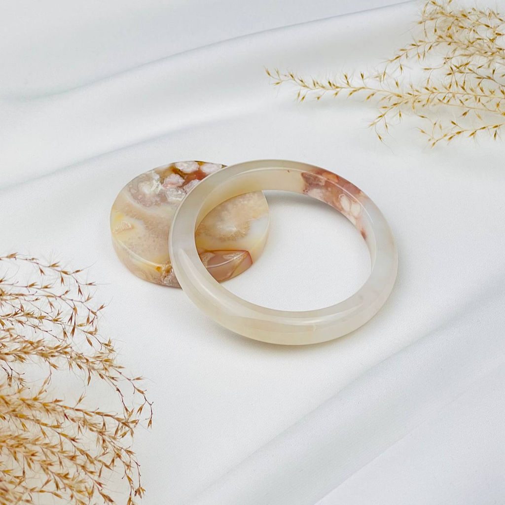 Браслет цельный из цветочного Агата со срезом