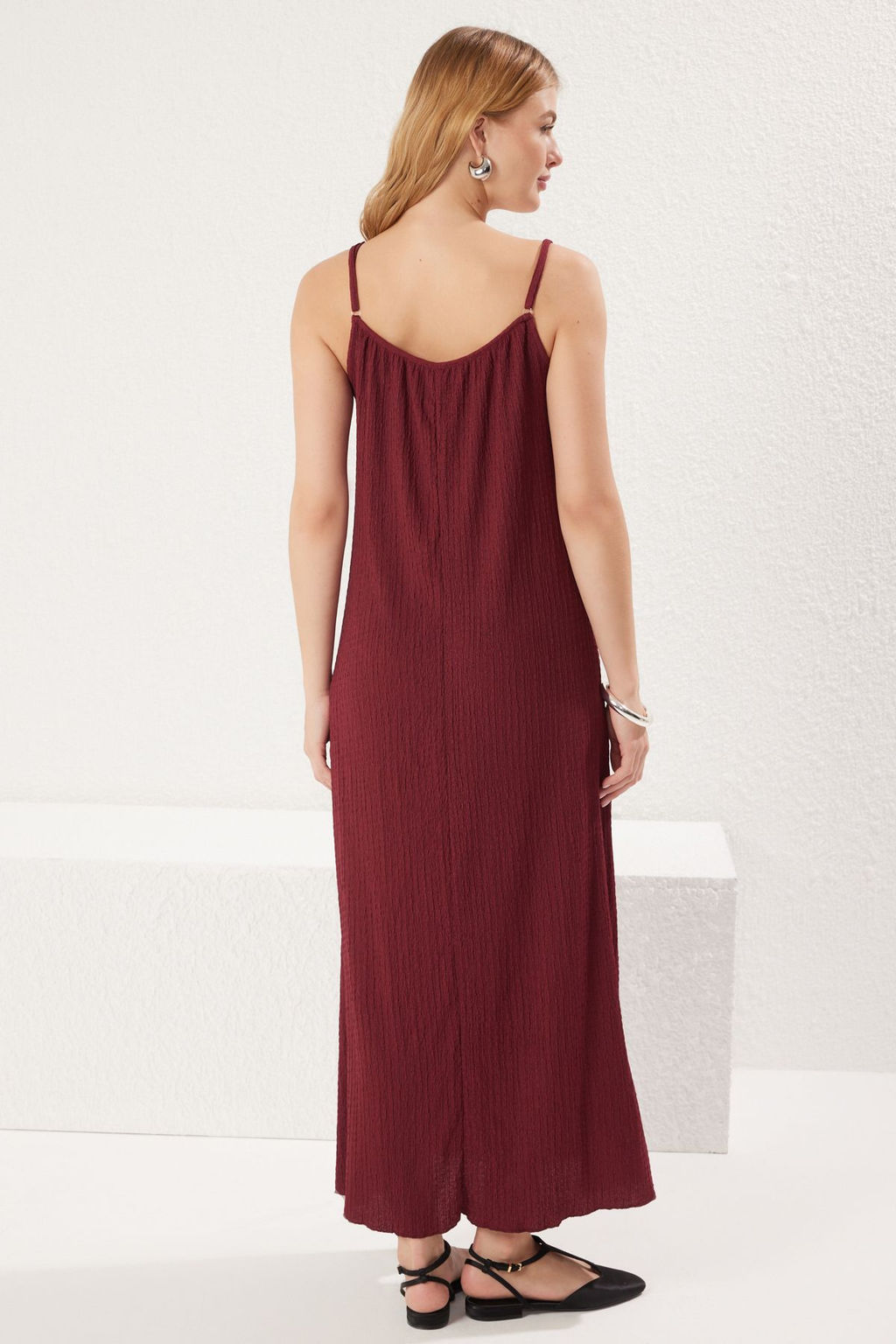 TRENDYOLMILLA Bordo Duz Maxi Dokulu A-line Esnek Orme Elbise TWOSS25EL00111 фото 11