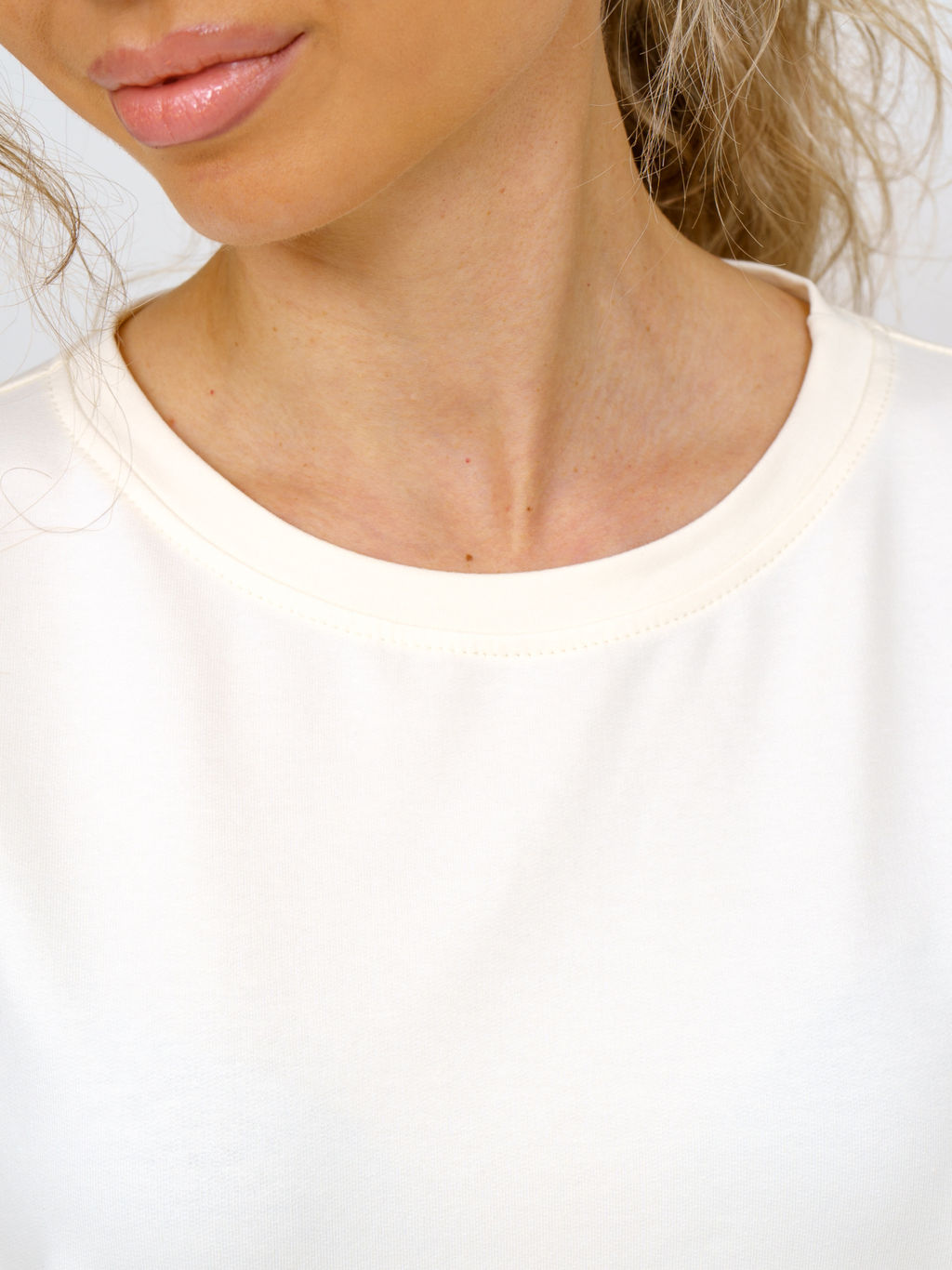 812 Костюм "Экрю"