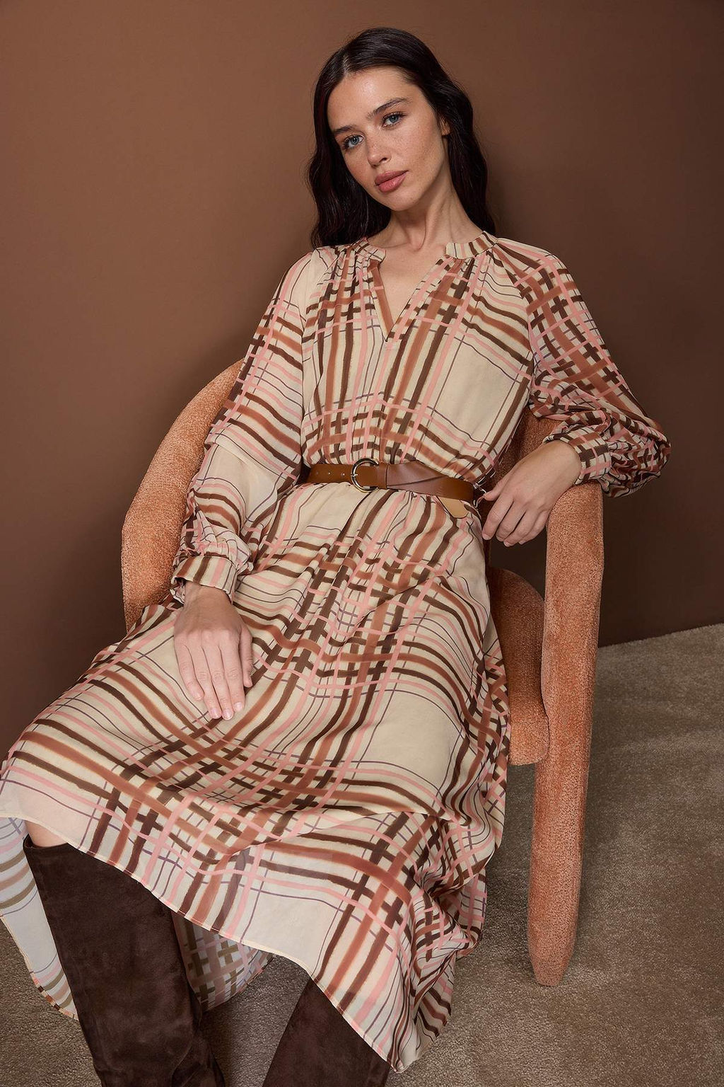 Cok Renkli Ekose / Kareli Kemerli Midi Astarl? Dokuma Elbise TWOAW26EL00325