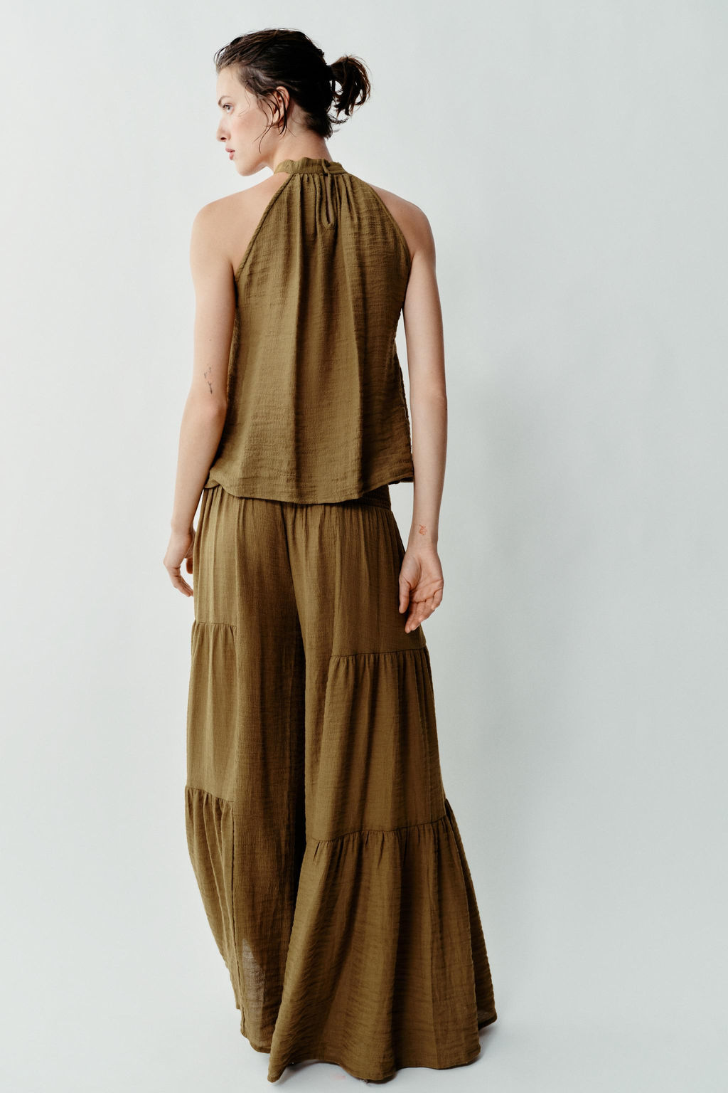 TOP HALTER FRUNCES / Oliva - Zara фото 5