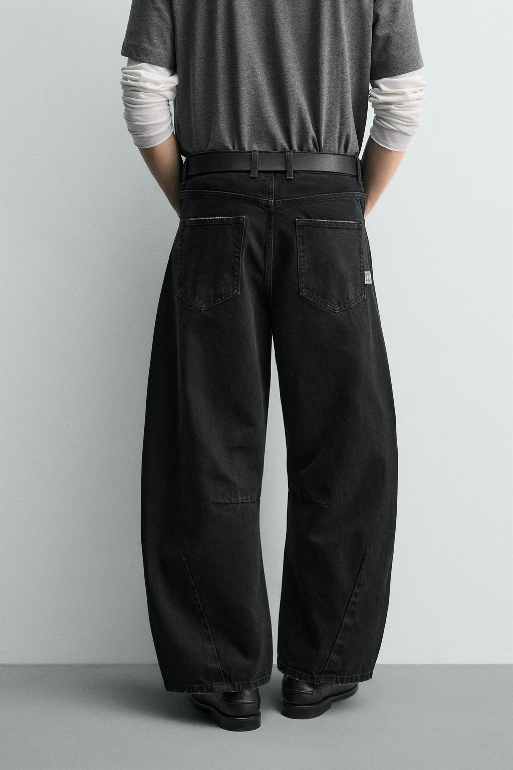 PANTAL?N BARREL FIT / Negro - Zara фото 3