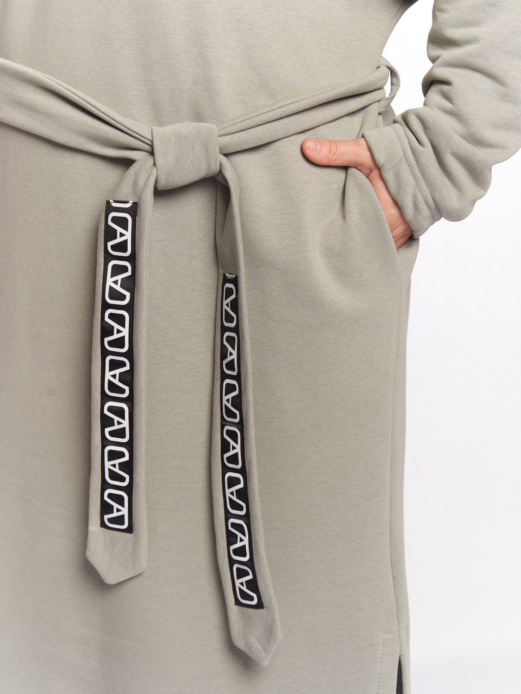 Платье с капюшоном PP83502GRN53