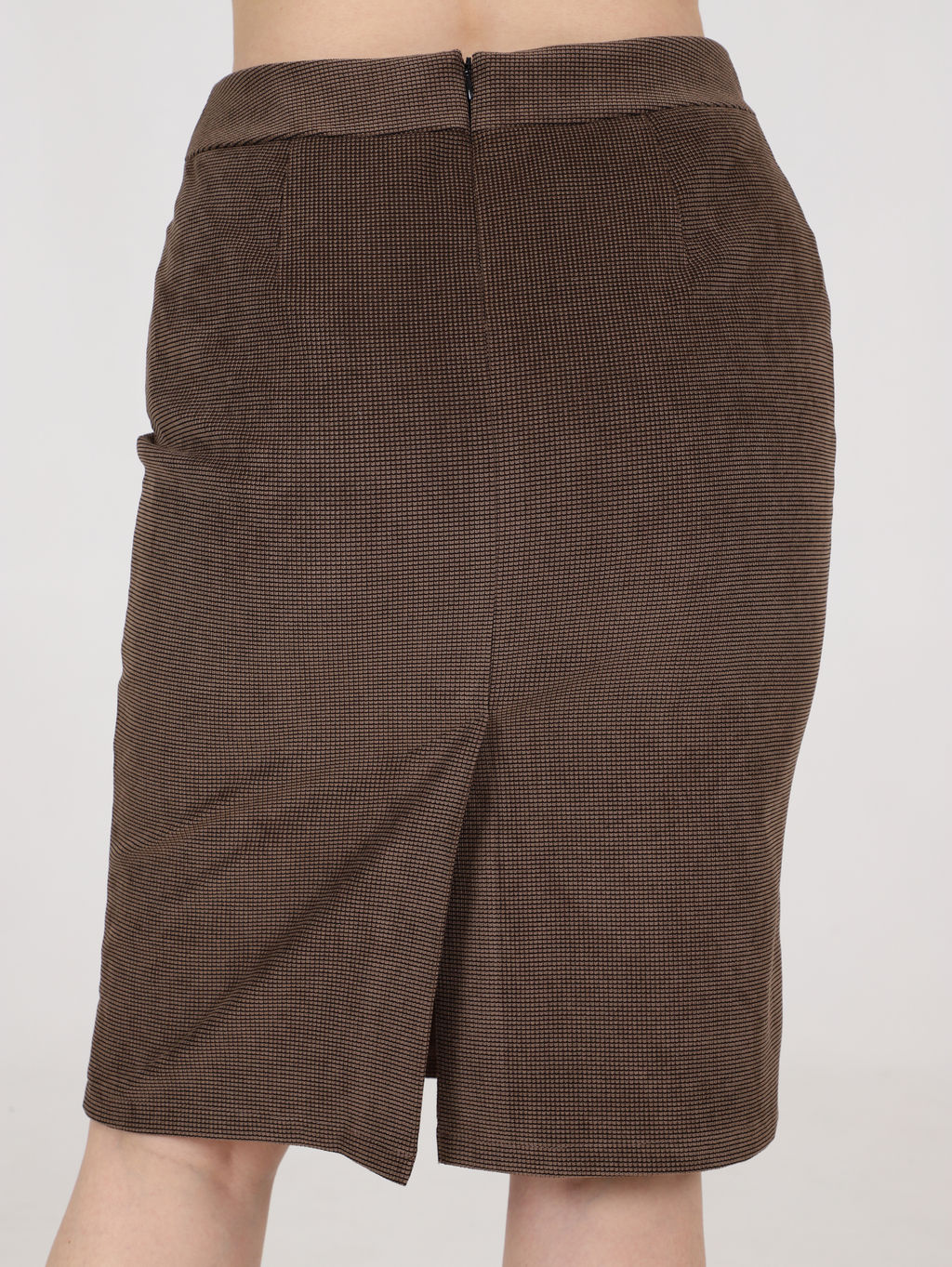 Юбка классическая из вельвета коричневая