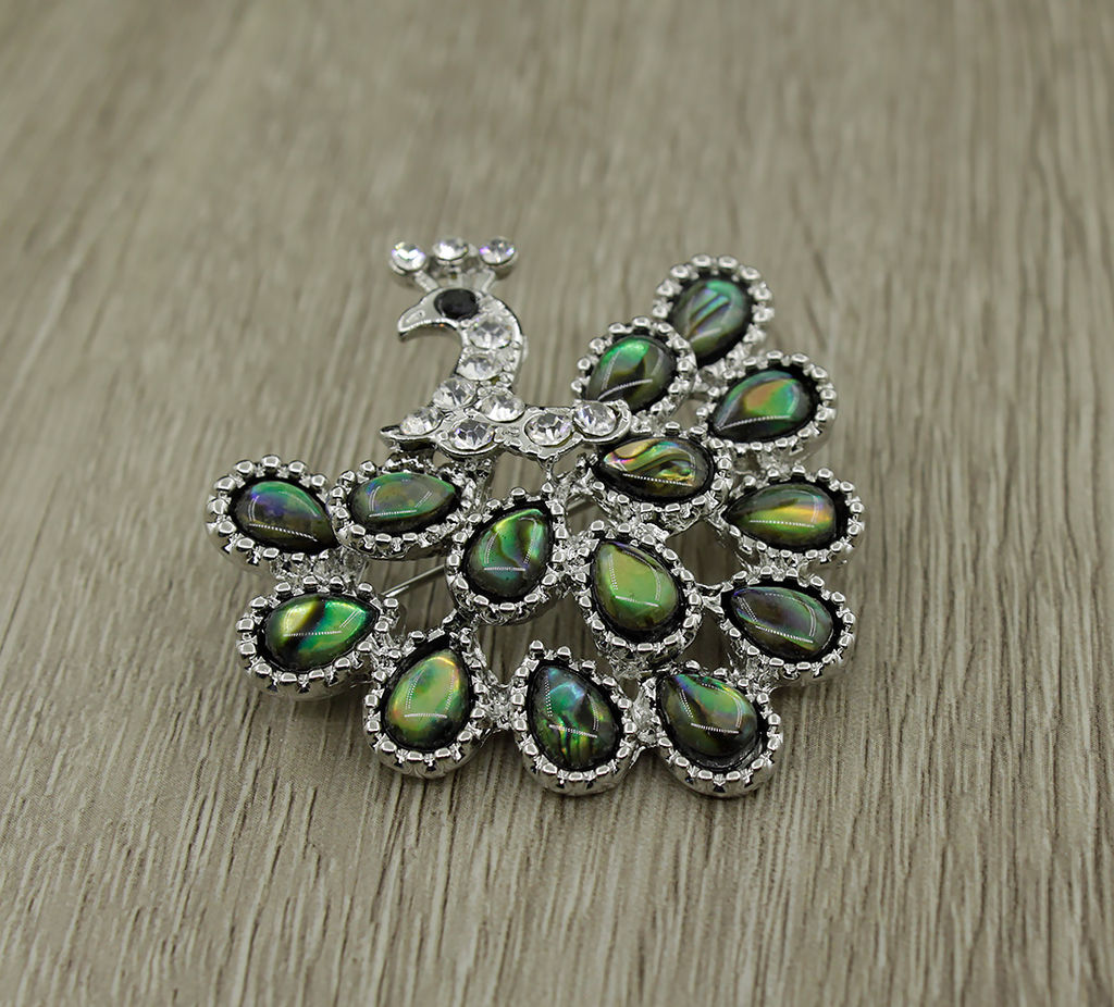 Брошь "Павлин" пышный хвост перламутр гелиотис