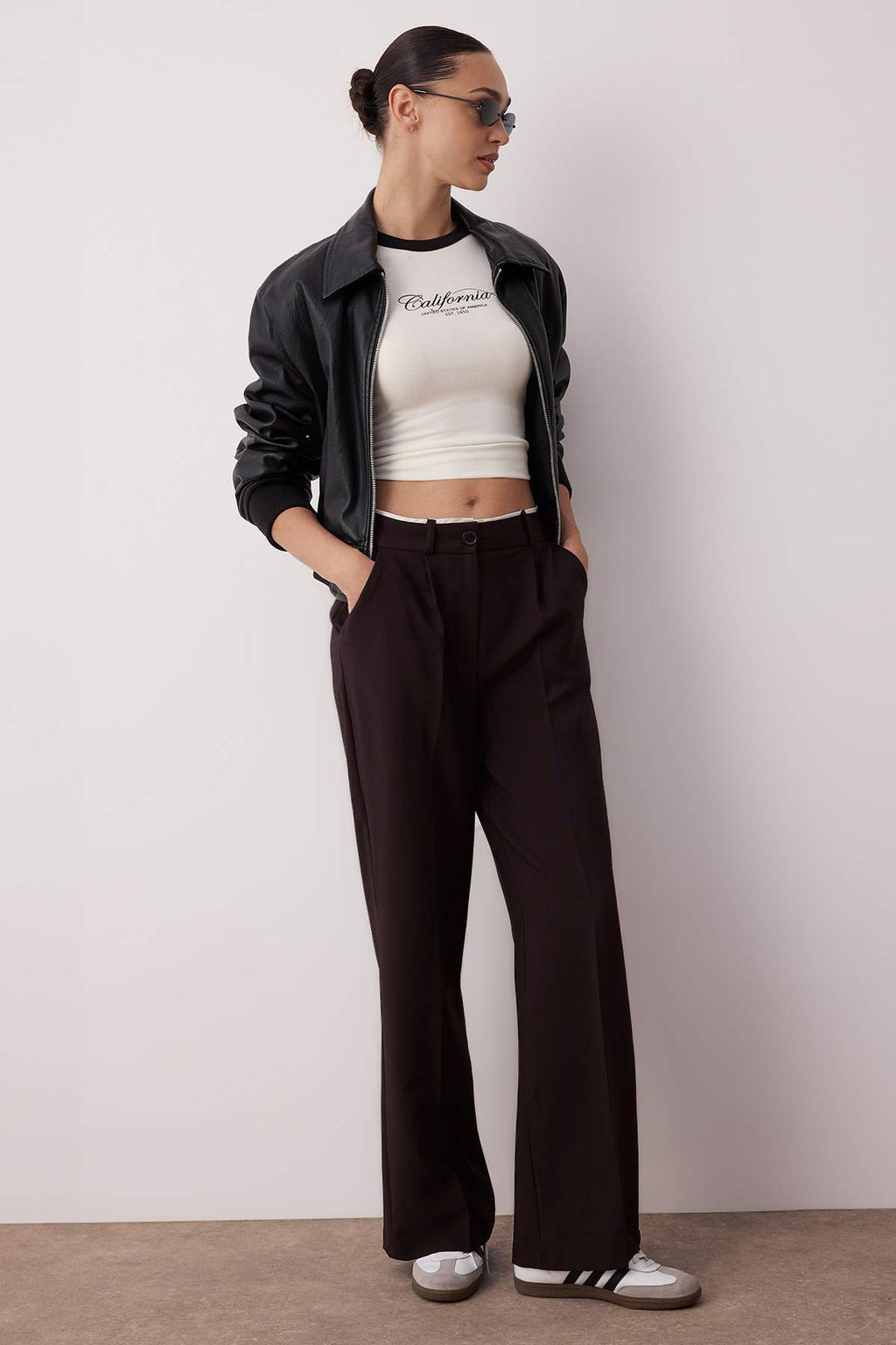 TRENDYOLMILLA Siyah Kemer Detayl? Wide Leg/Genis Paca Dokuma Pantolon TWOAW24PL00341  фото 18