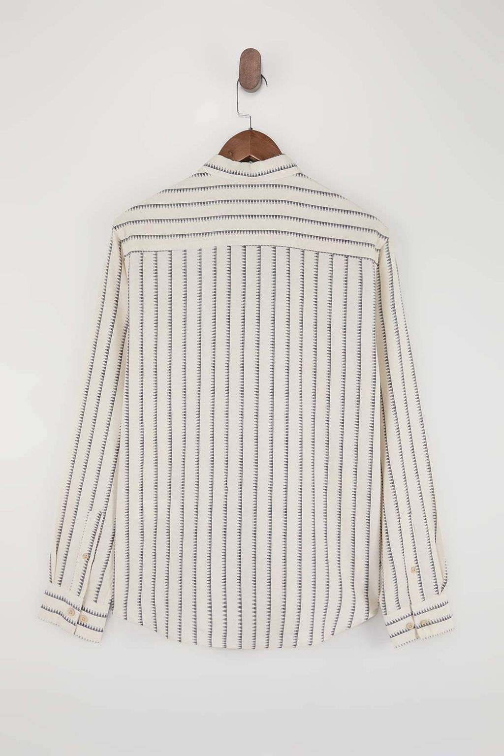 Ekru Keten Kar?s?ml? Salas Dokumlu Gomlek TMNSS25GO00059