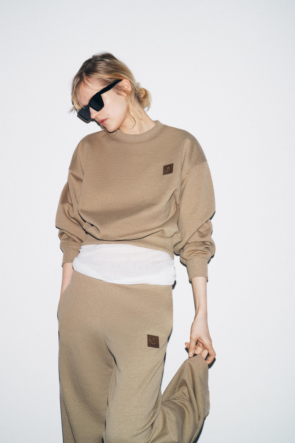 PATCH SWEATSHIRT - Zara фото 10