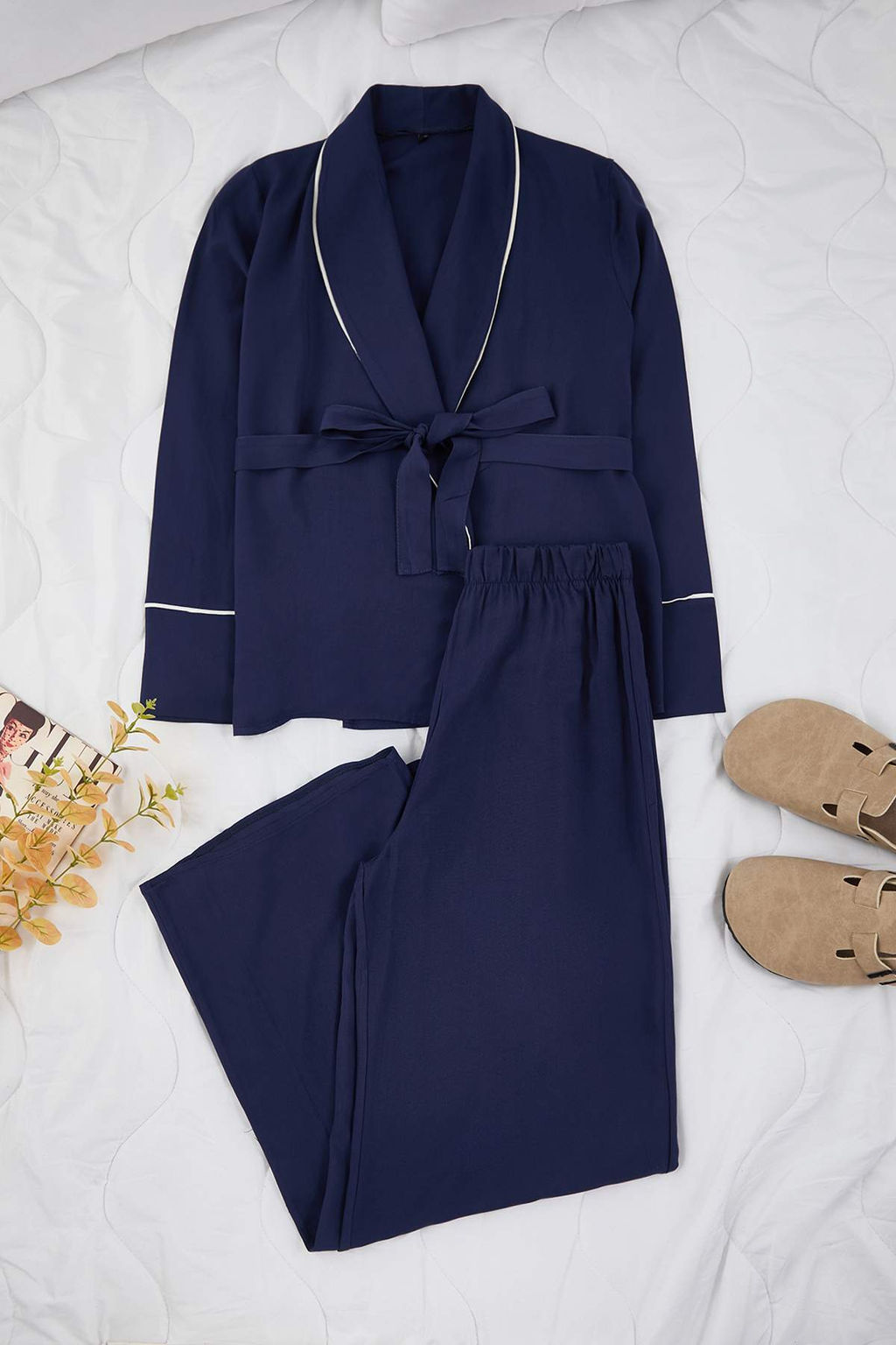 Trendyolmilla Bej Kusakl? Biye Detayl? Kruvaze Viskon Hamile Dokuma Pijama Tak?m? THMAW22PT1109  фото 57