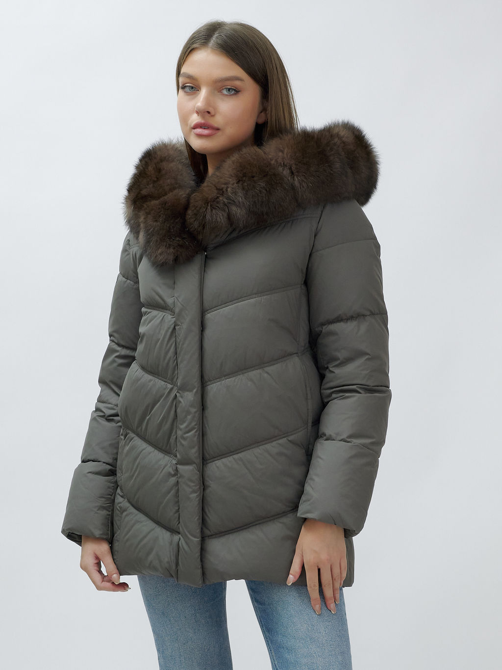 с МЕХОМ ПЕСЕЦ ПРЕМИУМ класса Полупальто зимние темно-серого цвета - Mtforce фото 19