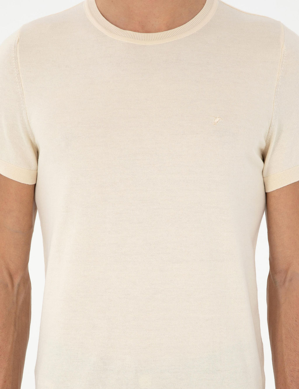 Ekru Slim Fit Bisiklet Yaka %100 Pamuk Triko T-shirt