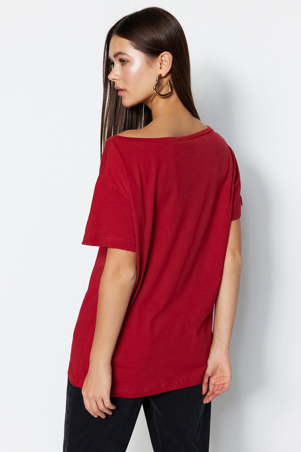 K?rm?z? %100 Pamuk Oversize/Genis Kal?p Kay?k Yaka Orme T-Shirt TWOSS20TS0140