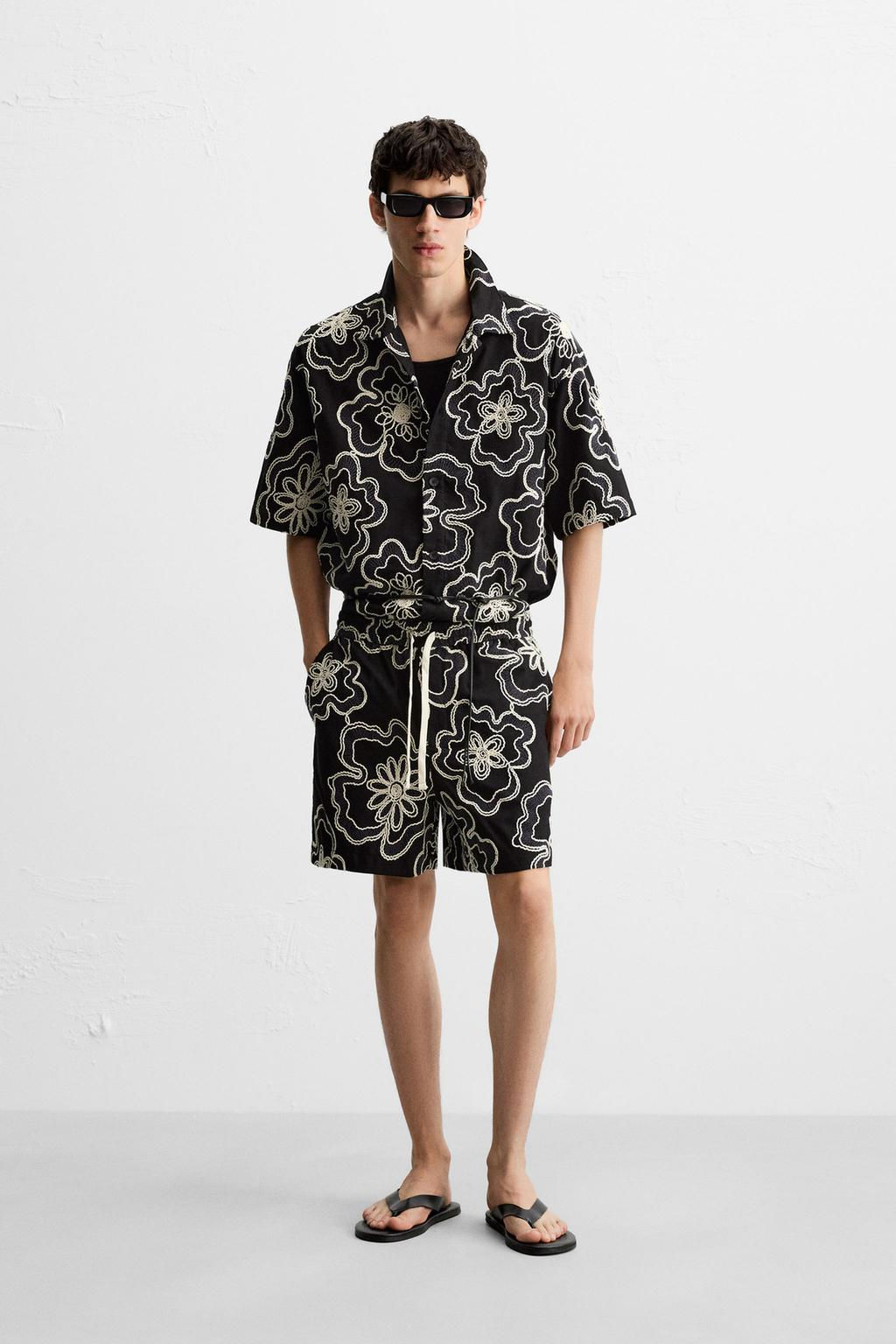 EMBOSSED EMBROIDERED BERMUDA SHORTS