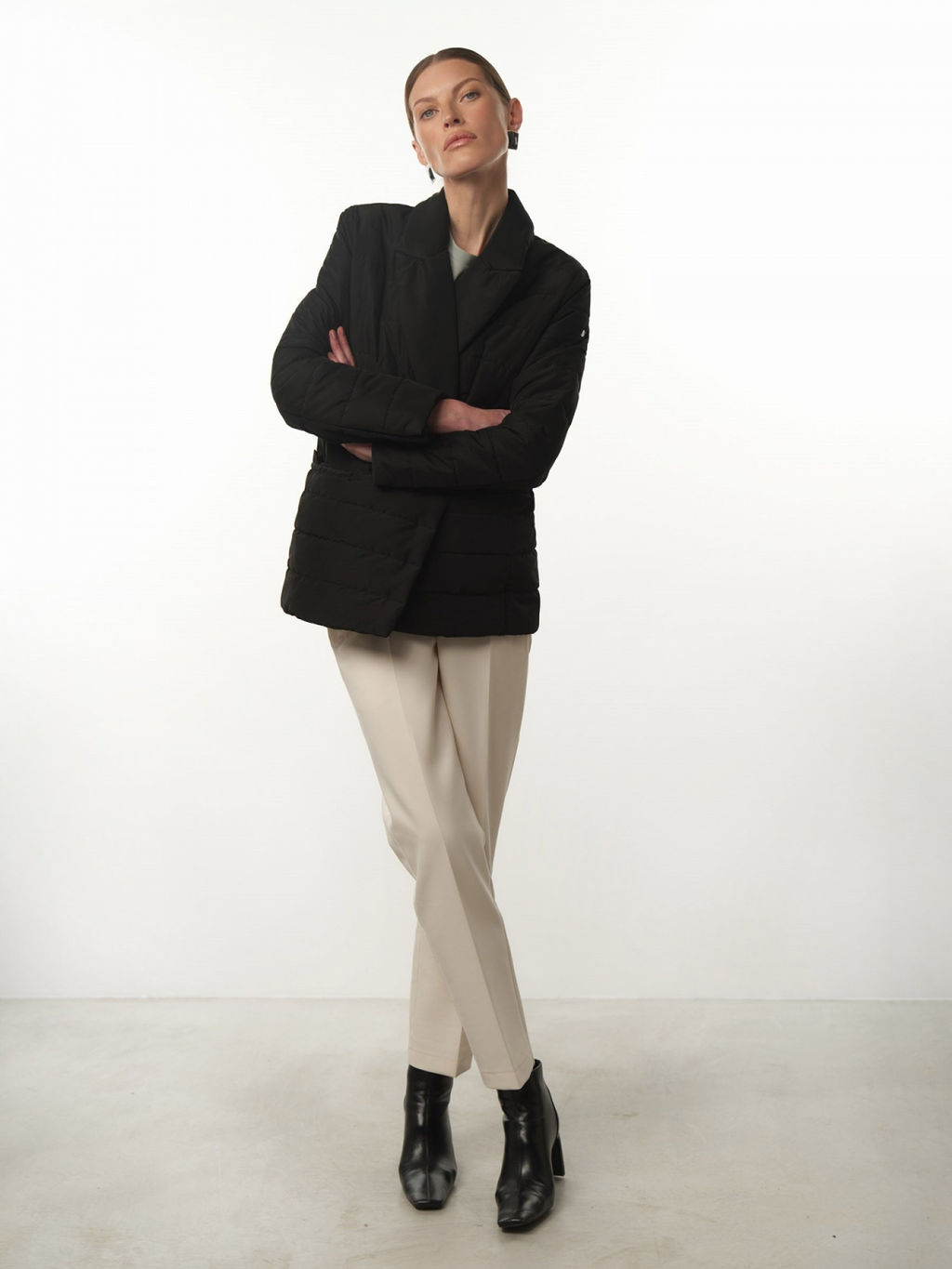 Conso/SS 230101 - nero Утепленная куртка