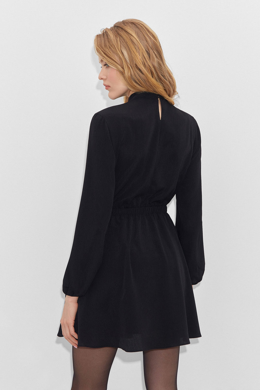 Платье мини с воротником стойкой - Mollis фото 4