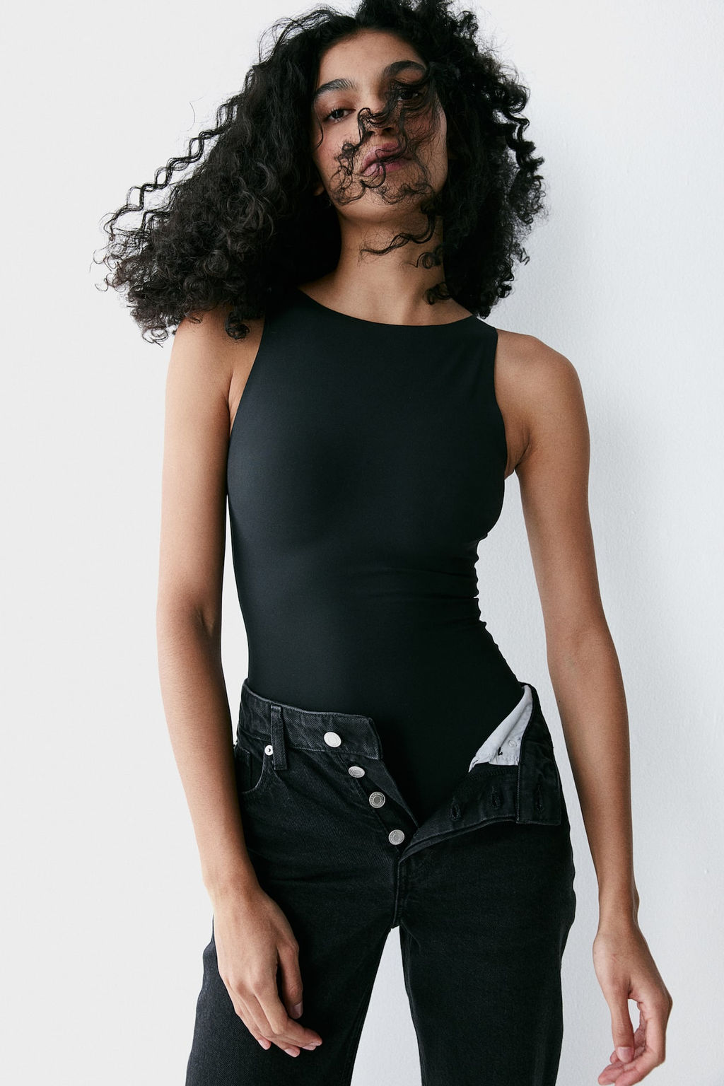 Body tanga de microfibra Light Shape - H&m фото 2