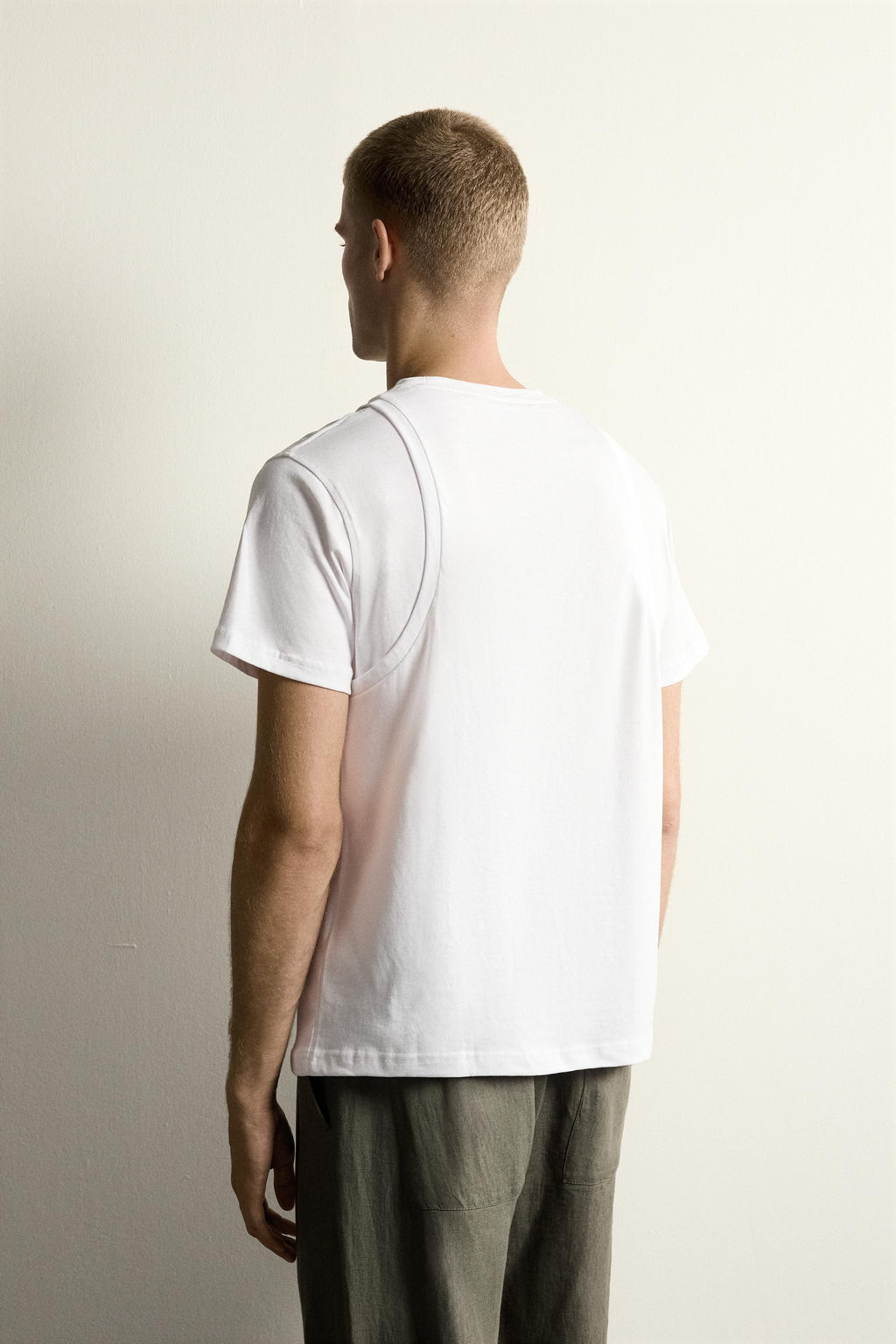 CAMISETA EFECTO SUPERPOSICI?N / Blanco - Zara фото 3