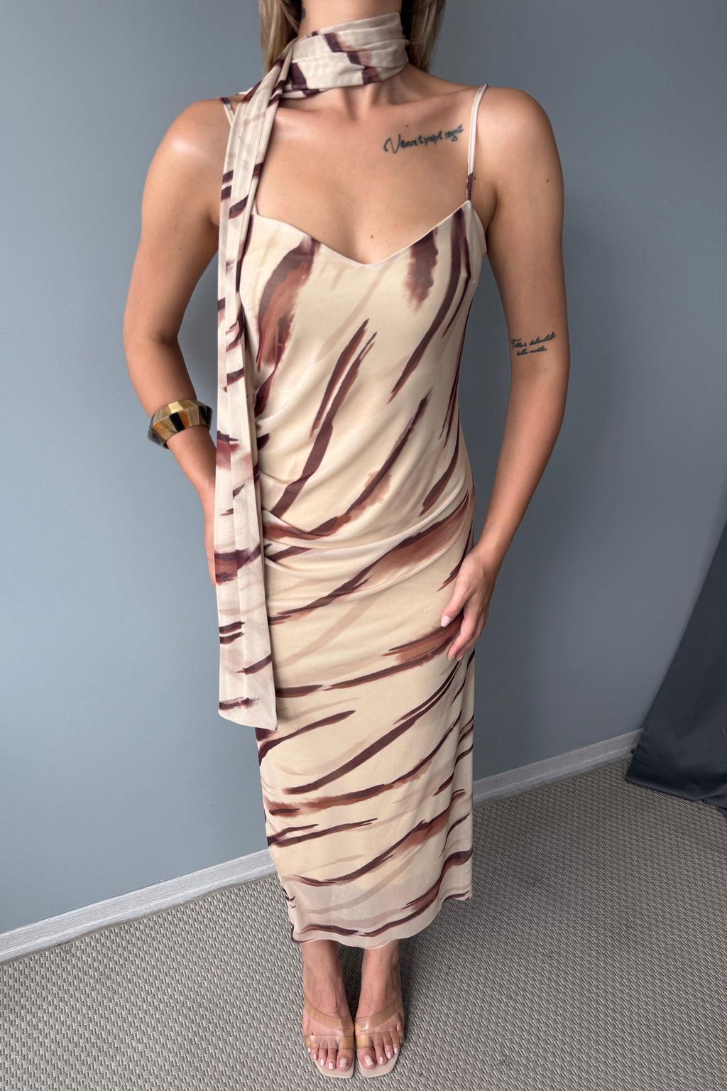 Yesil Fular Detayl? Tul Maxi Orme Elbise TPRSS25EL00314 - Trendyolmilla фото 16