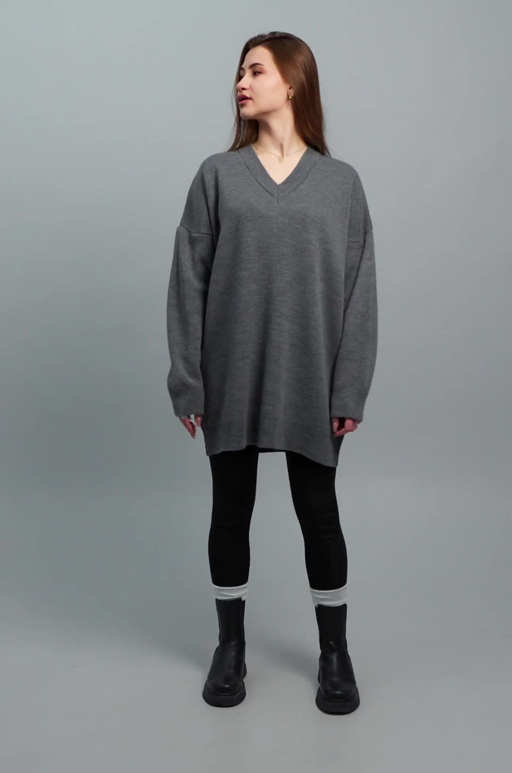 Женский удлиненный джемпер оверсайз с V-вырезом Happyfox - Happy fox фото 2