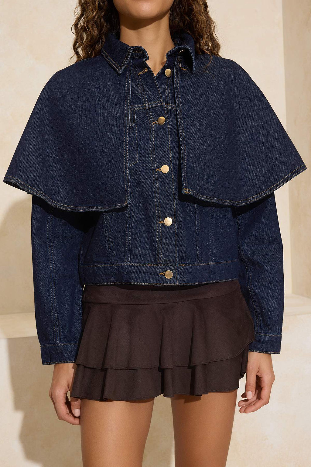 Ozel Koleksiyon Koyu Mavi C?kar?labilir Pelerinli Denim Panco Ceket TWOAW26CE00001